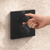 Vorschau: Grohe Precision Duschsystem eckig mit Thermostat, Vitalio Comfort Kopfbrause, schwarz matt