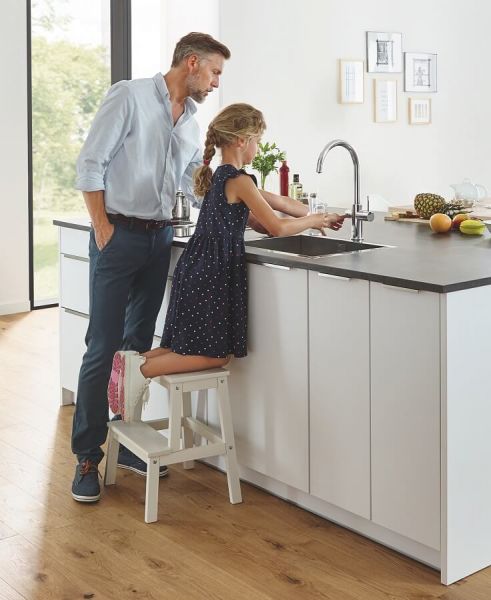 Grohe Blue Home Einhand-Spültischbatterie mit Filterfunktion, mit Bluetooth und WIFI, C-Auslauf 31455001 chrom in Gebrauch kinderleicht