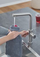 Vorschau: Grohe Red Duo Einhand-Spültischbatterie, L-Auslauf, Armatur und Boiler Größe L, supersteel