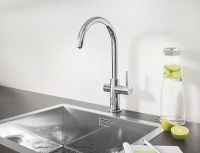 Vorschau: Grohe Blue Professional Einhand-Spültischbatterie mit Filterfunktion, C-Auslauf 31323002 chrom Spüle