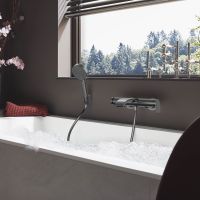 Vorschau: hansgrohe Vivenis Wannenarmatur Aufputz, brushed black chrome