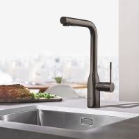 Vorschau: Grohe Essence Einhand-Spültischbatterie Küchenarmatur, herausziehbare Spülbrause, hard graphite poliert30270A00