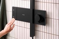 Vorschau: hansgrohe Raindance Alive Q Duschsystem 210/340 ShowerSelect Comfort, schwarz matt