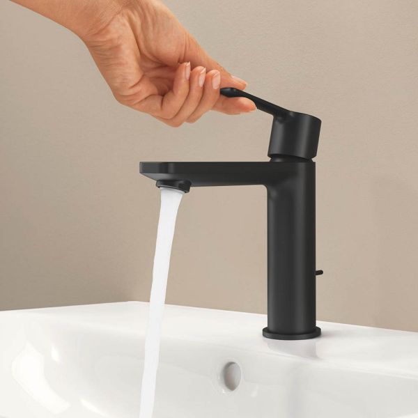 Grohe Lineare Badarmatur S-Size, Zugstangen-Ablaufgarnitur, wassersparend, schwarz matt 321142431