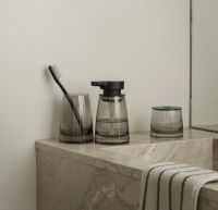 Seifenspender AVA 250 ml aus mundgeblasenem Glas, schwarz 67420