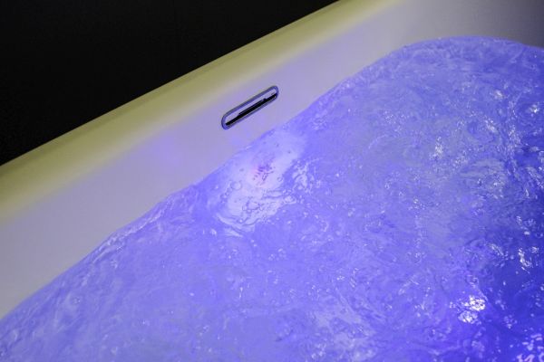 RIHO Desire Corner Eck-Badewanne 184x84cm Raumecke links mit Sparkle Mood