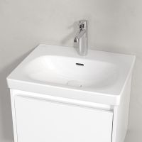 Vorschau: Villeroy&Boch Skyla Waschtisch 55x44,5cm