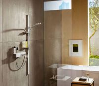 Vorschau: Hansgrohe ShowerTablet 350 Brausethermostat Aufputz, weiß chrom 13102400