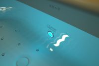 Vorschau: RIHO Desire Corner Eck-Badewanne 184x84cm Raumecke links mit Sparkle Mood
