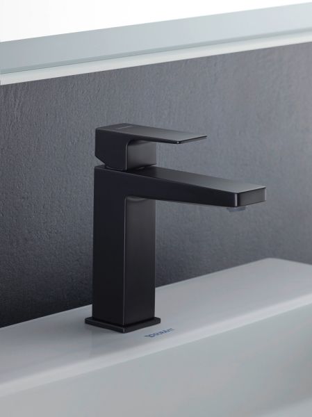 Duravit Manhattan Einhebel-Waschtischarmatur M Zugstangen-Ablaufgarnitur, schwarz MH1020001046