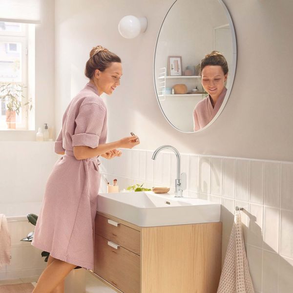 Hansgrohe Rebris S Einhebel-Waschtischarmatur 210 mit Schwenkauslauf, chrom 725360001