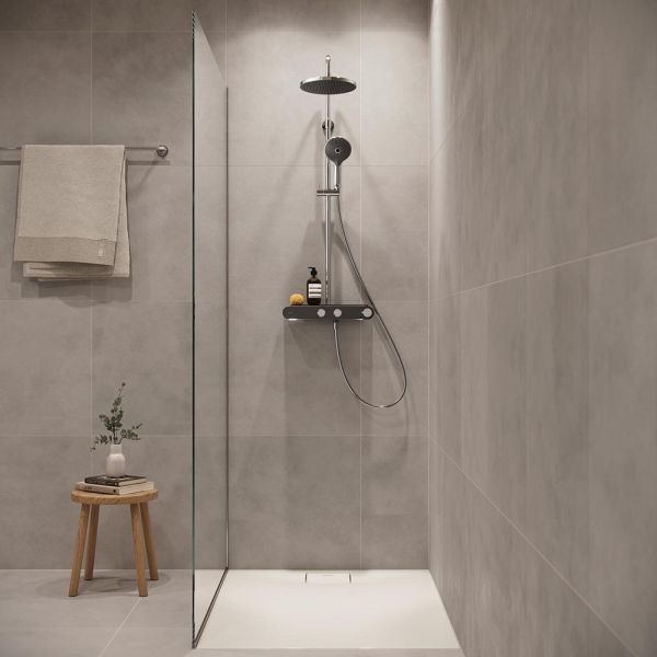 Duravit ShowerSystem Duschsystem mit höhenverstellbarer Regendusche, Thermostat, Ablage, chrom/schw