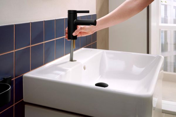 hansgrohe Zesis S Wasserhahn 70 CoolStart Zugstangen-Ablaufgarnitur schwarz matt 74710670