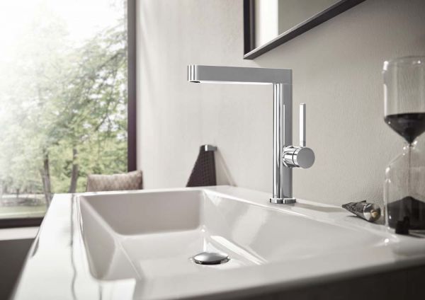 Hansgrohe Finoris Einhebel-Waschtischarmatur 230 mit Schwenkauslauf und Push-Open Ablaufgarnitur, chrom 76060000