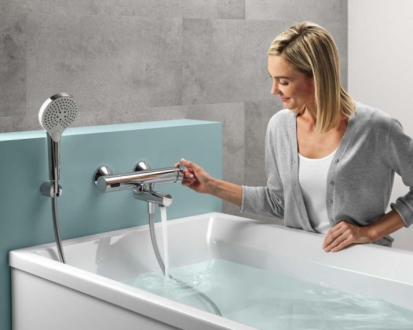 WimTec ECOSAN B4 HyPlus Aufputzwannenarmatur 6V Batteriebetrieb, chrom