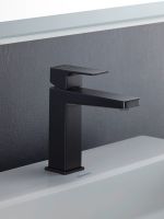 Vorschau: Duravit Manhattan Einhebel-Waschtischarmatur M ohne Ablaufgarnitur, schwarz MH1020002046