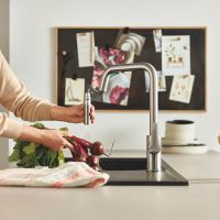 Vorschau: Grohe Eurosmart Einhand-Spültischbatterie mit herausziehbarer Dual Spülbrause, supersteel 30619DC0