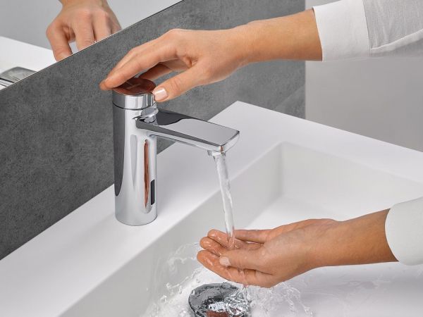 WimTec SMART TH berührungslose Waschtischarmatur 230V Netzbetrieb, chrom