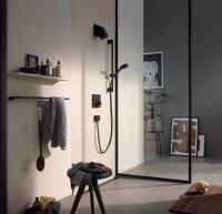 Vorschau: Hansgrohe Pulsify Select S Brauseset 105 3jet Relaxation, mit Brausestange 65cm, schwarz matt 24160670