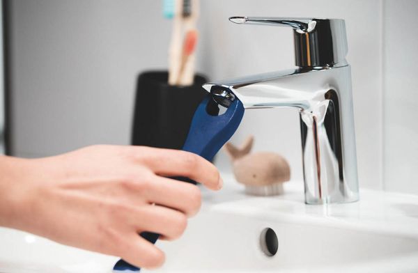 Grohe Get Einhand-Waschtischbatterie M-Size mit Ablaufgarnitur, chrom