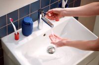 Vorschau: hansgrohe Zesis S Wasserhahn 100 CoolStart chrom 74721000