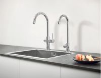 Vorschau: Grohe Blue Professional Mono Armatur mit Filterfunktion, C-Auslauf 31302002 chrom Spüle