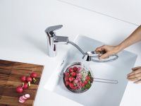 Vorschau: Grohe Eurodisc Cosmopolitan Einhand-Spültischbatterie, herausziehbare Spülbrause, chrom