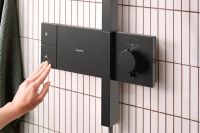 Vorschau: hansgrohe Raindance Alive S Duschsystem 300 mit ShowerSelect Comfort, brushed black chrome
