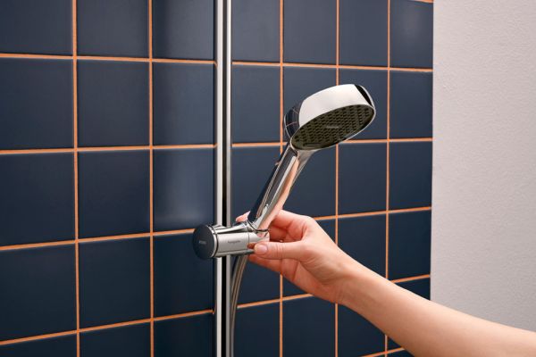 hansgrohe Activera Select S Duschset 95 2jet EcoSmart mit Duschstange Varia 72cm, chrom
