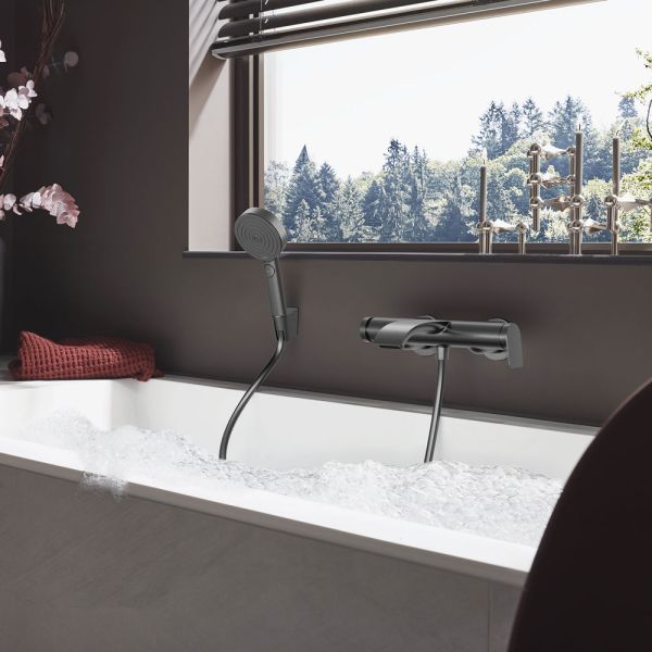 hansgrohe Vivenis Wannenarmatur Aufputz, brushed black chrome