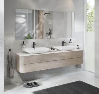 Vorschau: Grohe Cubeo Einhand-Waschtischbatterie S-Size Mittelstellung kalt, mit Ablaufgarnitur