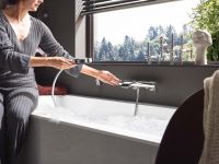 Vorschau: Hansgrohe Vivenis Einhebel-Wannenarmatur Aufputz, chrom 75420000