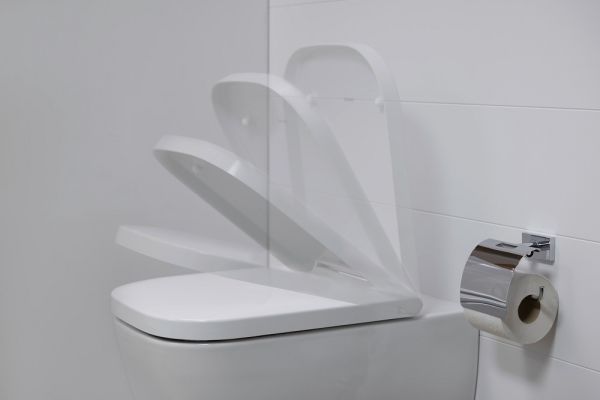 Duravit Happy D.2 Stand-WC Tiefspüler, HygieneGlaze, weiß