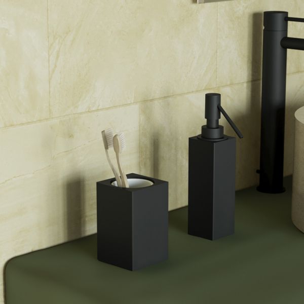 Cosmic Metric Stand-Seifenspender 125ml, schwarz matt