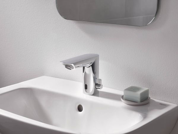 Grohe Bau Cosmopolitan E Infrarot-Elektronik Waschtischmischer Netzbetrieb