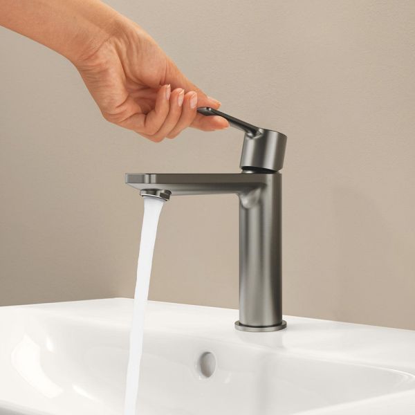 Grohe Lineare Waschtischbatterie S-Size, Push-open Ablaufgarnitur, hard graphite gebürstet 23106AL1