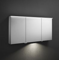 Burgbad Yumo Spiegelschrank m. horizontaler LED-Beleuchtung, Waschtischbeleuchtung, 3tlg, 130,6x67cm SPIZ130LPN391