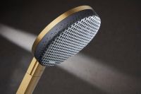 Vorschau: hansgrohe Raindance Alive Select S Duschset 125 3 Strahlarten, Duschstange 90cm, brushed bronze