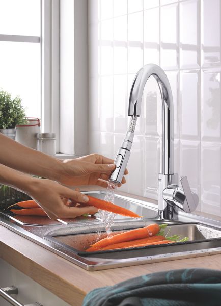 Grohe Feel Küchenarmatur mit herausziehbarer Dual-Spülbrause, chrom 31486001