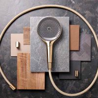 Vorschau: hansgrohe Rainfinity Handbrause130, 3 Strahlarten, wassersparend, polished gold optic Vorschau: hansgrohe Rainfinity Handbrause130, 3 Strahlarten, wassersparend, polished gold optic