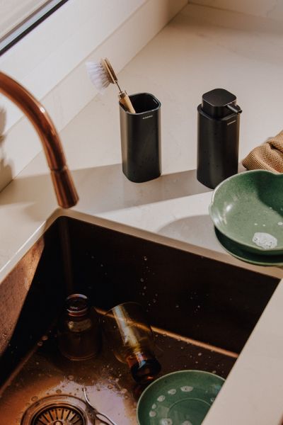 Cosmic Line Stand-Seifenspender 370ml, schwarz matt