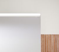 Vorschau: Burgbad Eqio Leuchtspiegel mit horizontaler LED-Aufsatzleuchte 80x63,5cm