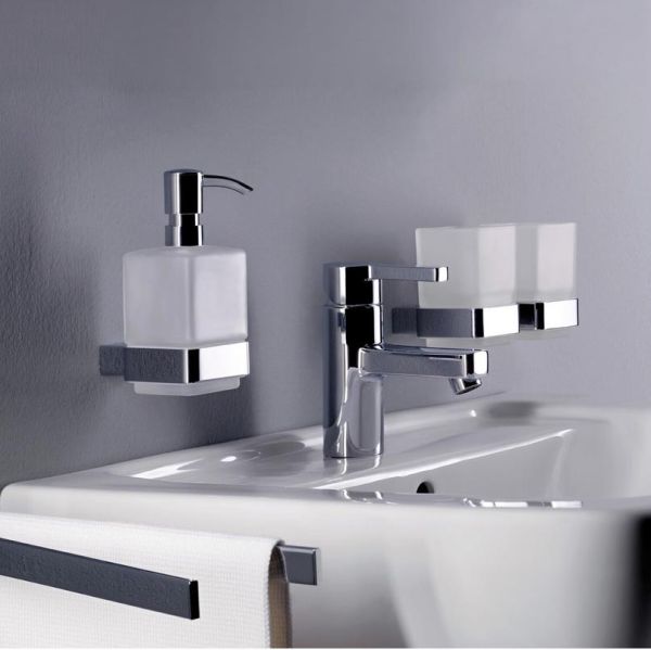 emco loft Zahnputzbecher Wandmodell, Kristallglas satiniert, chrom 052000100