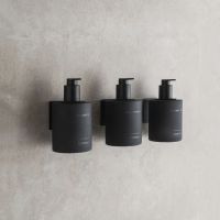 Vorschau: blomus KIREI Glasflasche für Conditioner inkl. Klebeset 350ml, smoke