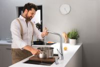 Vorschau: Hansgrohe Metris Select M71 Einhebel-Küchemischer 320 mit Ausziehbrause und sBox