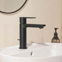 Vorschau: Grohe Lineare Badarmatur S-Size, Zugstangen-Ablaufgarnitur, wassersparend, schwarz matt 321142431