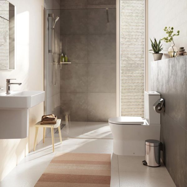 hansgrohe EluPura Original S Stand WC Set, Spülkasten, WC-Sitz, Abgang waagerecht/senkrecht, weiß 60346450