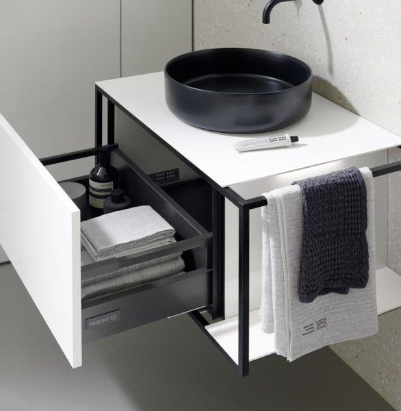 Burgbad Junit Badmöbel-Set 76,5cm, Leuchtspiegel, Aufsatzwaschtisch rund und WT-Unterschrank