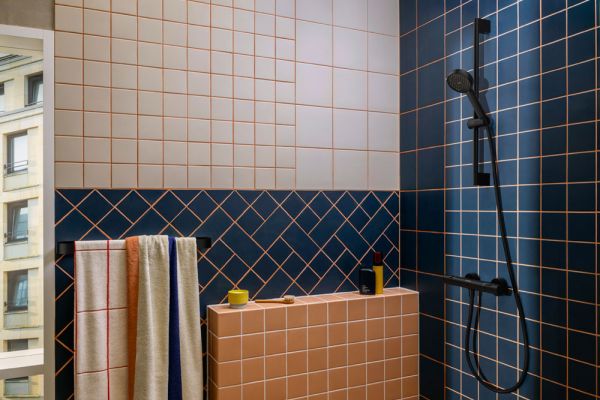 hansgrohe Activera Select S Duschset 95 2jet EcoSmart+ mit Duschstange 65cm, schwarz matt
