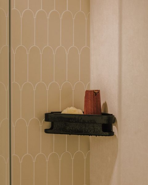 Cosmic Line Eckseifenschale, schwarz matt